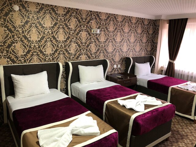 ホテル メトロポール