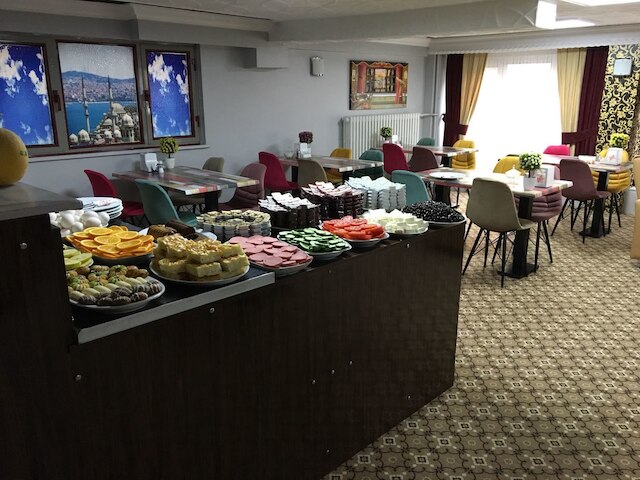 ホテル メトロポール