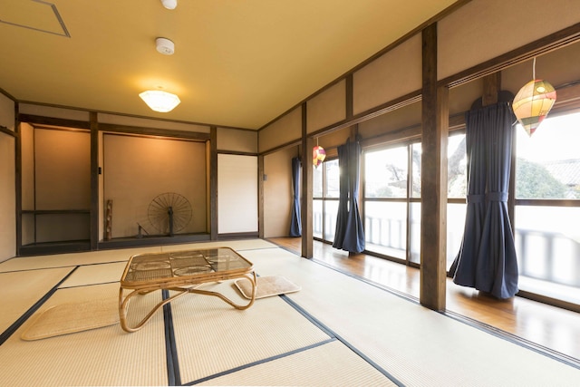 ゲストハウス まる