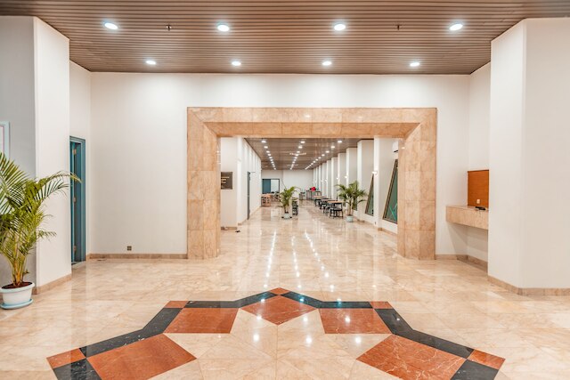 スーパー OYO タウンハウス 2 ホテル グヌン サハリ