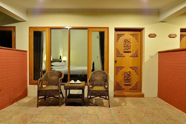 ロイヤル ハウス ホテル