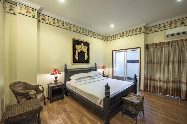 ロイヤル ハウス ホテル