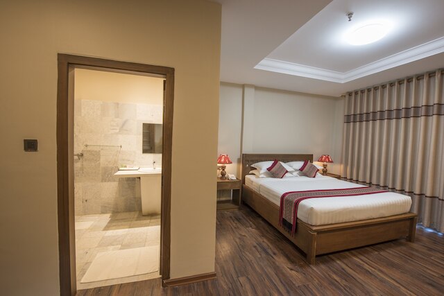 ロイヤル ハウス ホテル