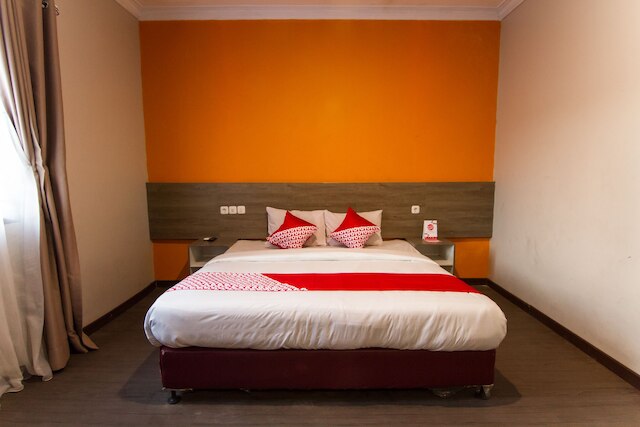 OYO 889 エドテル アマナ ホテル シャリア、Smk ムハマディヤ 1