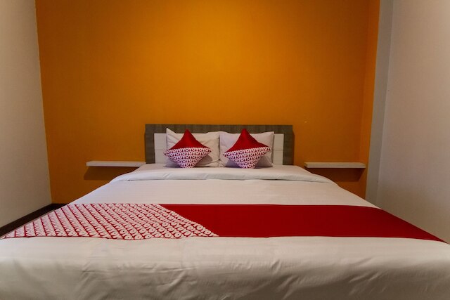 OYO 889 エドテル アマナ ホテル シャリア、Smk ムハマディヤ 1