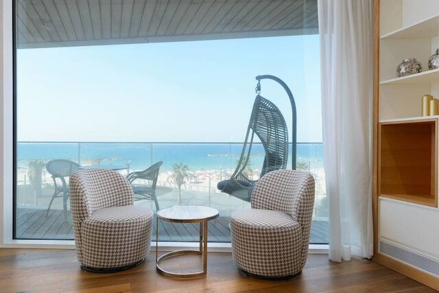 ラグジュアリーな水上のベッドルーム 2 室、ホーリーゲスト