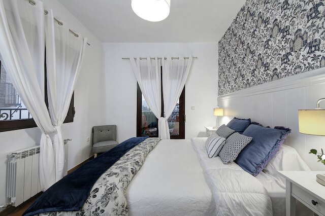 エクスクルーシブ ヴィラ スタニング アルハンブラ ビュー