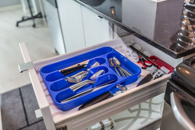 パノラミック レイクビュー イン ラグジュアリー ダウンタウン オアシス