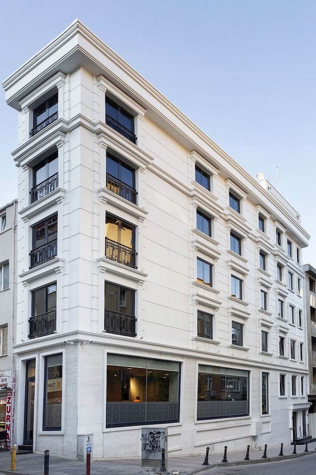 ギュナー ビジネス ホテル