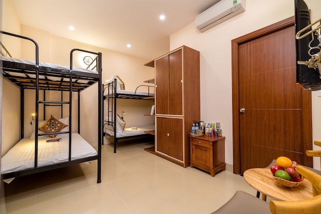 ゴールデン ウォールズ ホームステイ