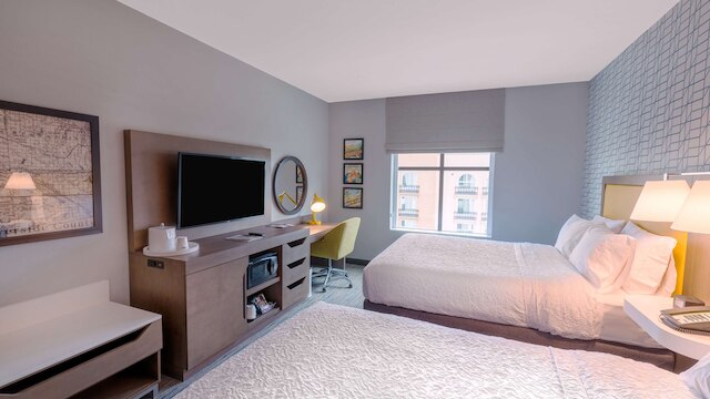 ハンプトン イン リバーサイド ダウンタウン