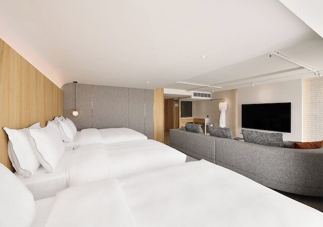 シャトー リッチ ホテル (夏都富朗酒店)