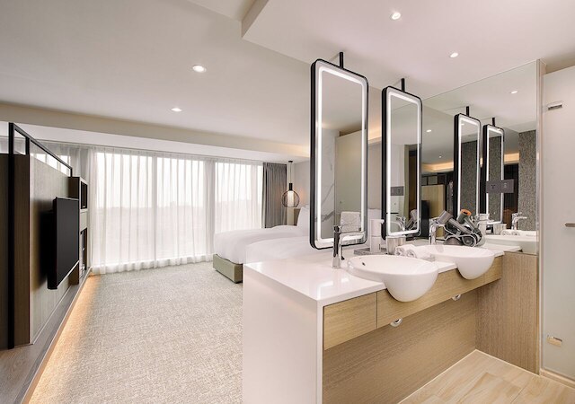 シャトー リッチ ホテル (夏都富朗酒店)