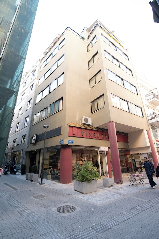 スティル アテネ