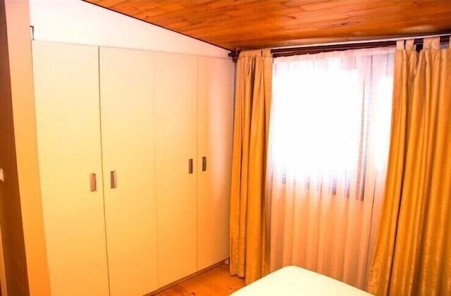 バイソレット アパートメント 1