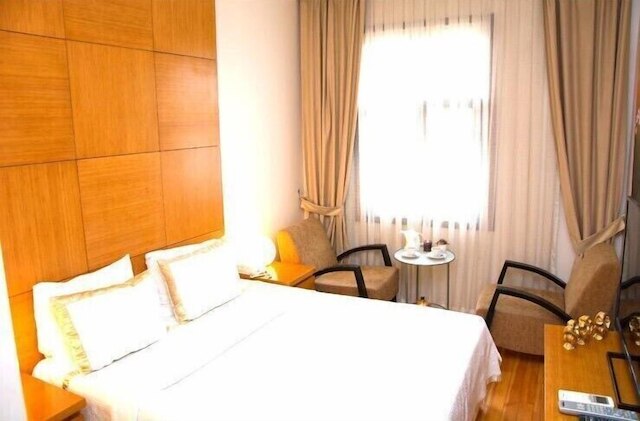 バイソレット アパートメント 1