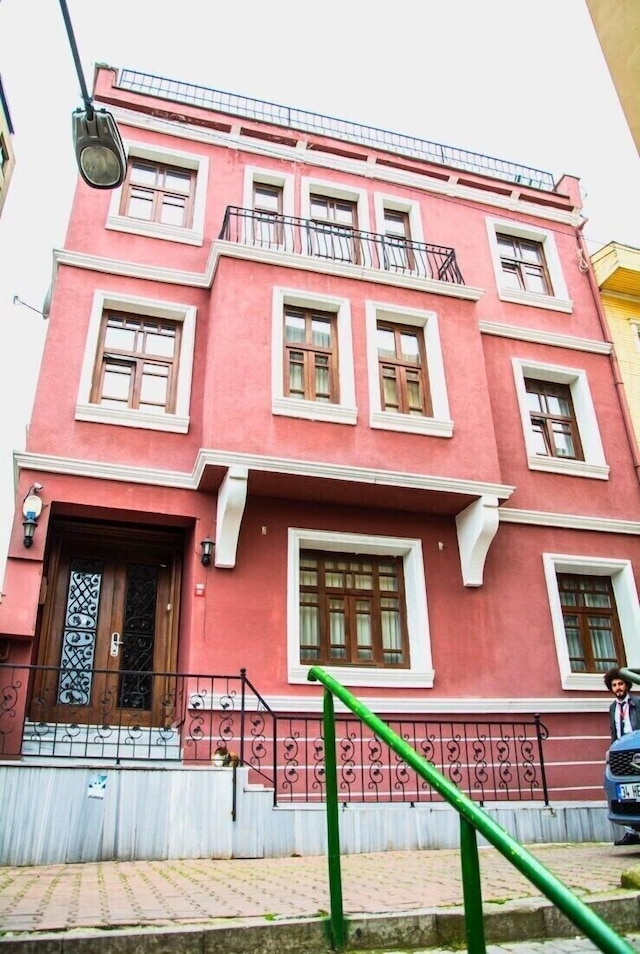 バイソレット アパートメント 1