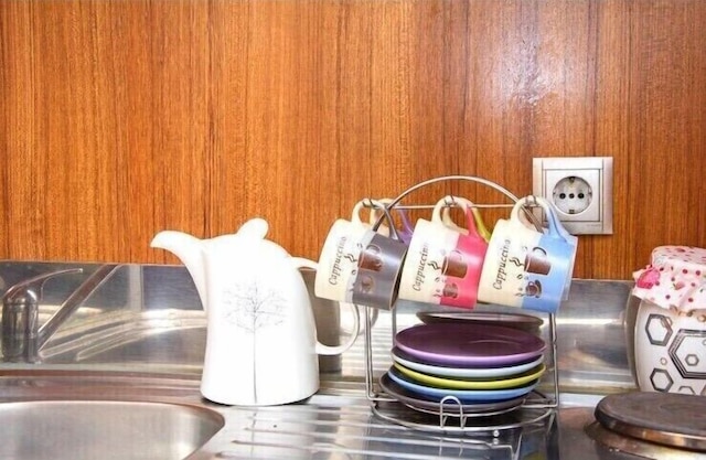 バイソレット アパートメント 1