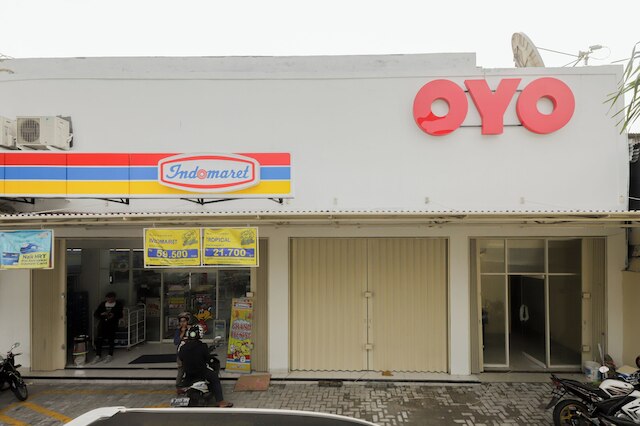 OYO 779 エムエヌ ワン レジデンス シャリア ニア ITC チェンパカ マス ニア カルベ ファーマ