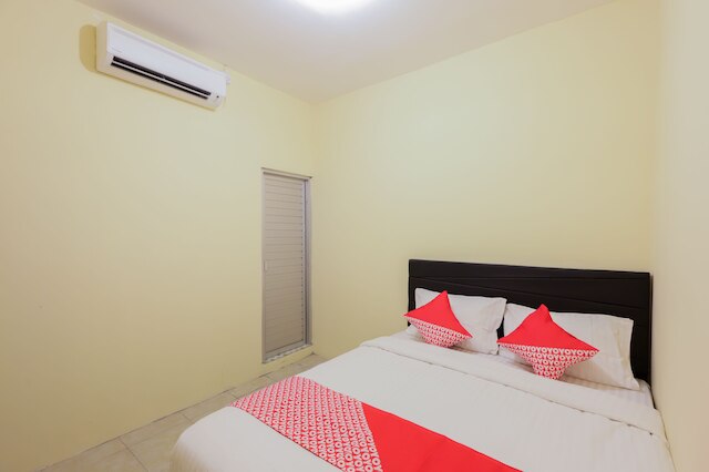 OYO 779 エムエヌ ワン レジデンス シャリア ニア ITC チェンパカ マス ニア カルベ ファーマ