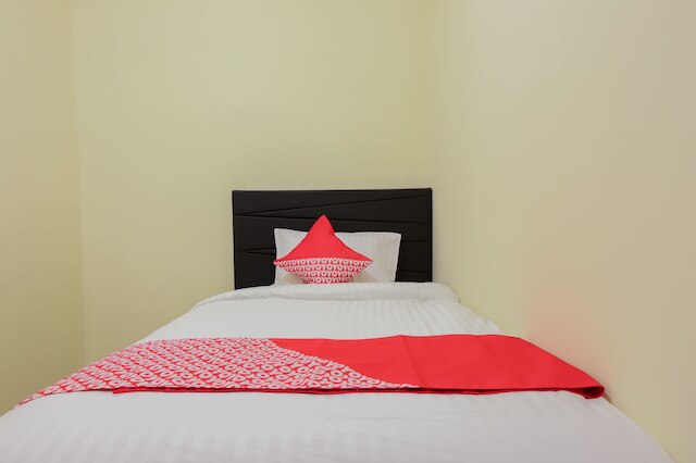 OYO 779 エムエヌ ワン レジデンス シャリア ニア ITC チェンパカ マス ニア カルベ ファーマ