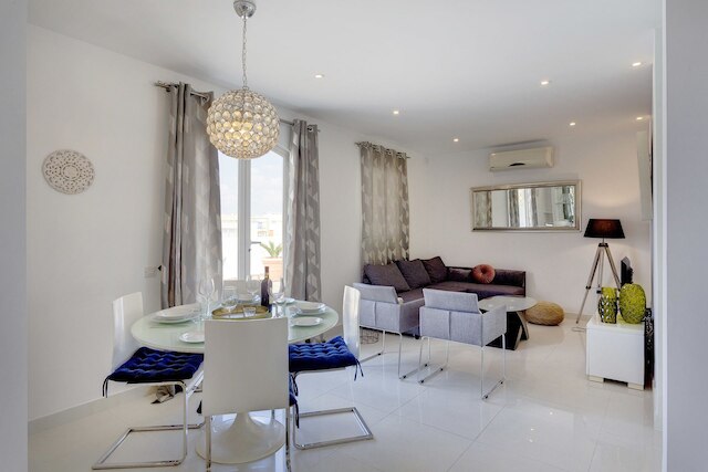 マジカル ルーフトップ ペントハウス ベスト ロケーション イン スリマ