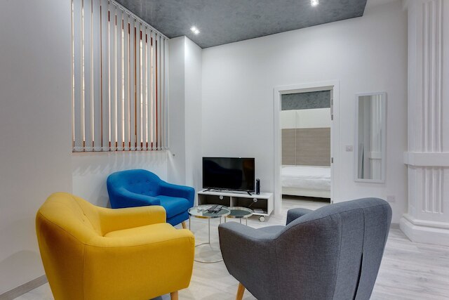 スリマにある素晴らしいロケーションのスタイリッシュなアパートメント、ベッドルーム 3 室