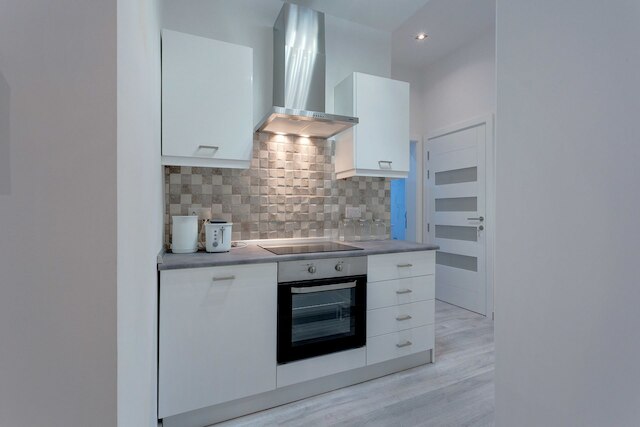 モダン アパートメント ニア ザ プロムナード