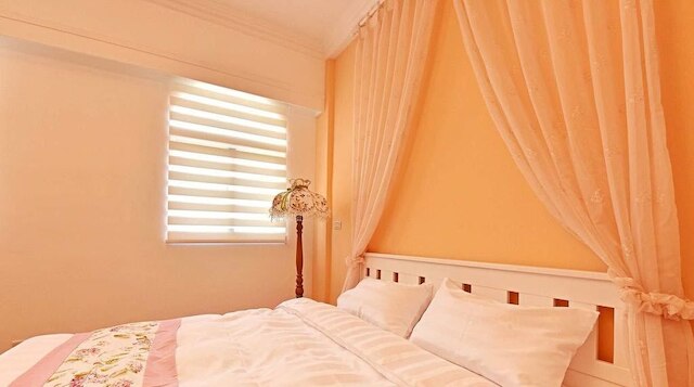 ザ チャーミング ランド (夏日澄藍)