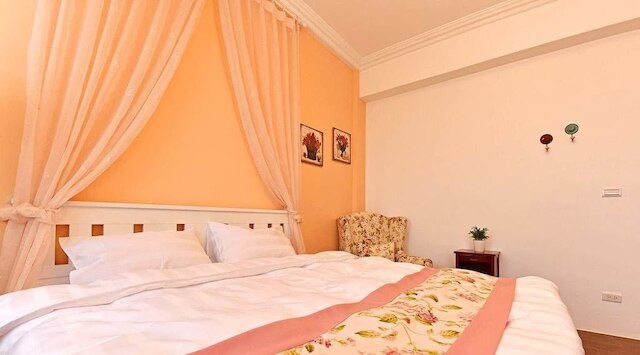 ザ チャーミング ランド (夏日澄藍)