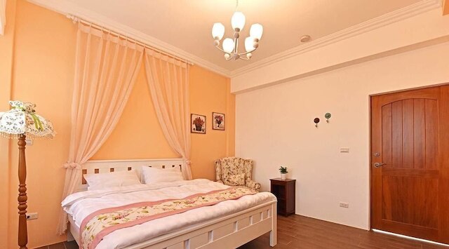 ザ チャーミング ランド (夏日澄藍)