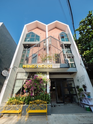 ウィングス ハウス