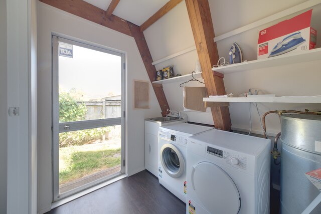 素晴らしいベッド 3 つ、ロトルア レイク ハウス