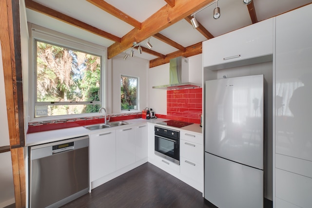 素晴らしいベッド 3 つ、ロトルア レイク ハウス