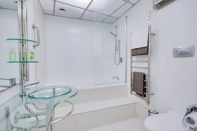 オッサム セントラル ウェリントン アパートメント