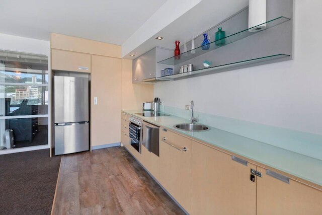 オッサム セントラル ウェリントン アパートメント