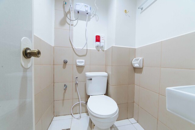 レッドドアーズ アット バカカ ロード ダヴァオ