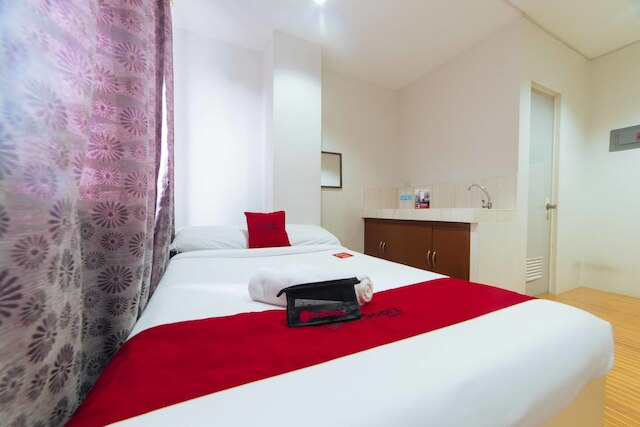 レッドドアーズ アット バカカ ロード ダヴァオ