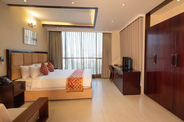 アフター アワーズ レジデンス