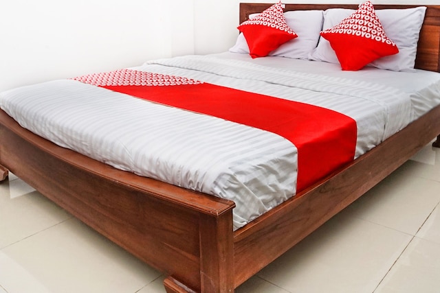 OYO フラッグシップ 1034 ポンドク ムリア ゲスト ハウス シャリア