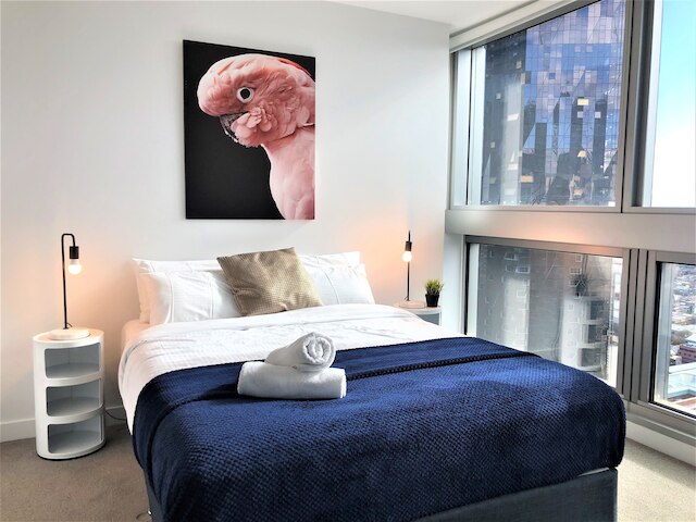 レアディセット アパートメンツ オン ローズ レーン