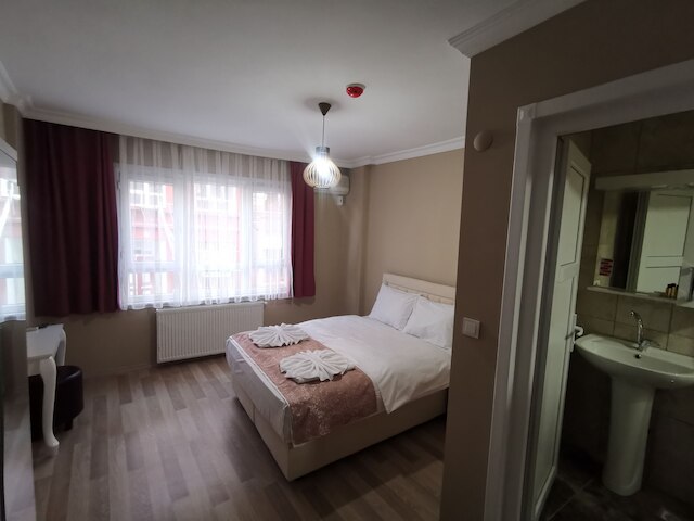 キジル エルマ ホテル