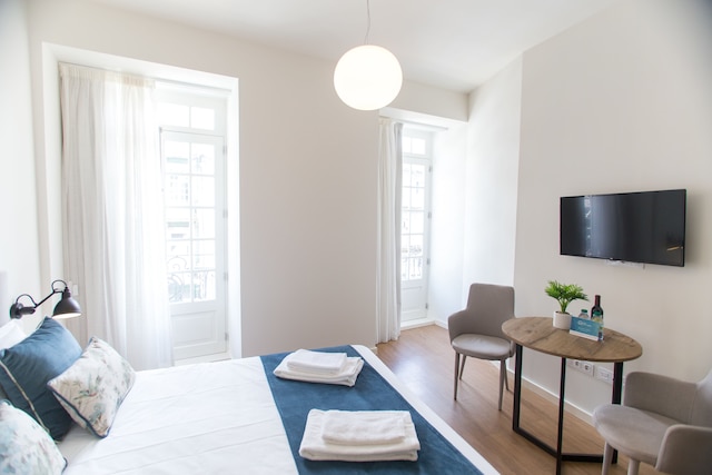 クレーリゴズ プライム スイーツ、ポルト シティ ホスツ