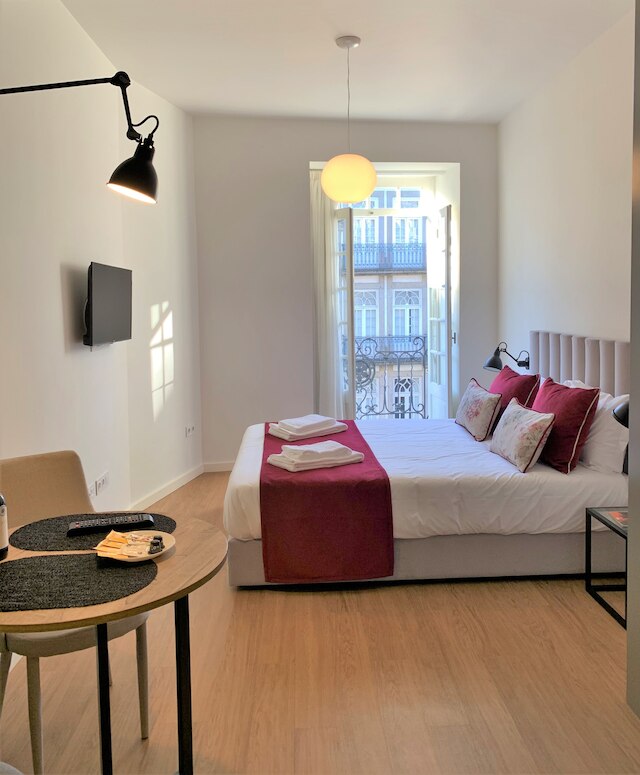 クレーリゴズ プライム スイーツ、ポルト シティ ホスツ