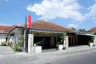 OYO 1196 ホテル プラ パスパ ローザ