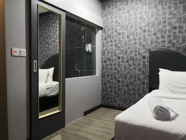 ヴィヴィッズ ホテル