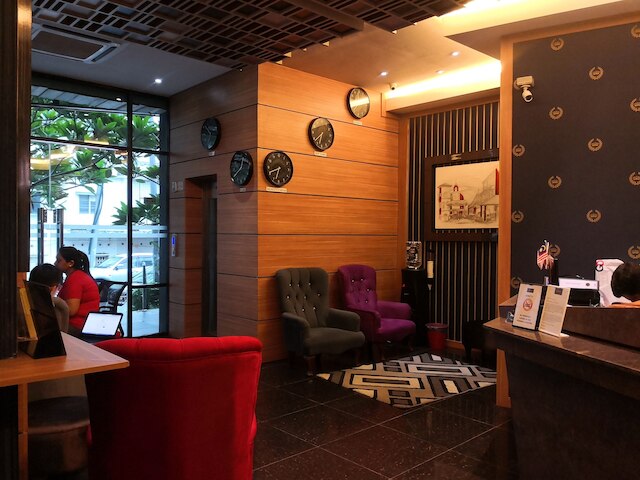 ヴィヴィッズ ホテル