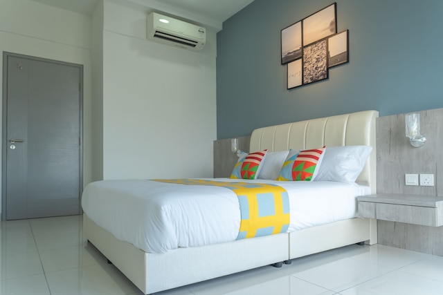 OYO ホーム 987 プレミアム、ベッドルーム 1 室、1 テブラウ、レジデンシズ