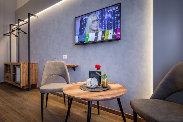 パラッツォ デイ コンティ レジデンツァ デポカ