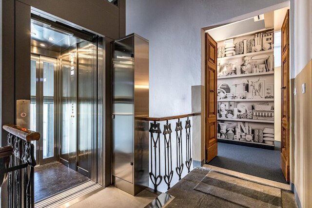 パラッツォ デイ コンティ レジデンツァ デポカ